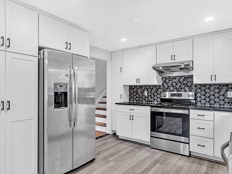 31 Park Cir — Photo 19