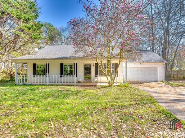 4421 Fountain Drive, Gillsville, GA 30543