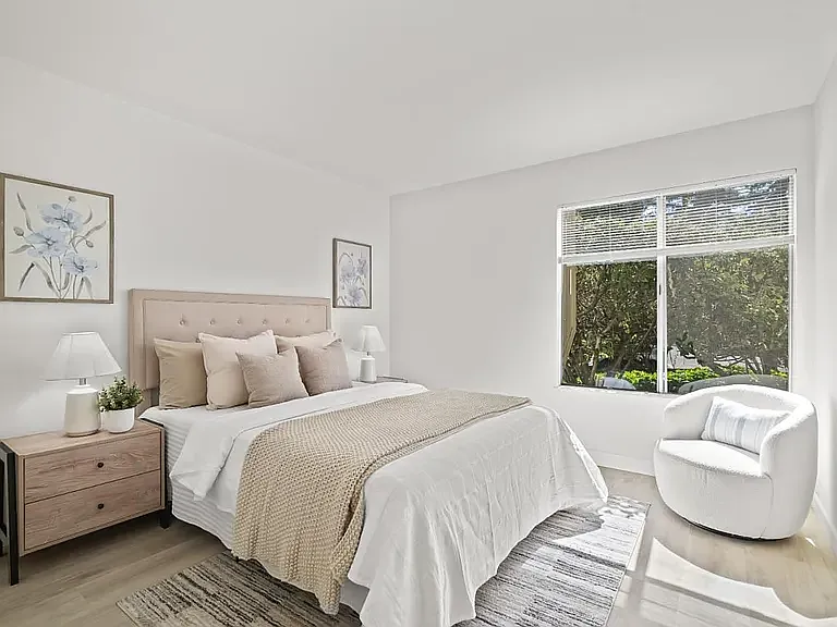 505 Cypress Point Dr #186 — Photo 15
