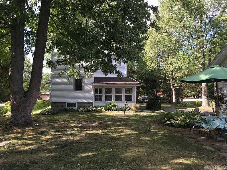2nd image of 349 Reserve Rd