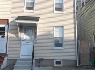 932 Oak St, Allentown, PA 18102
