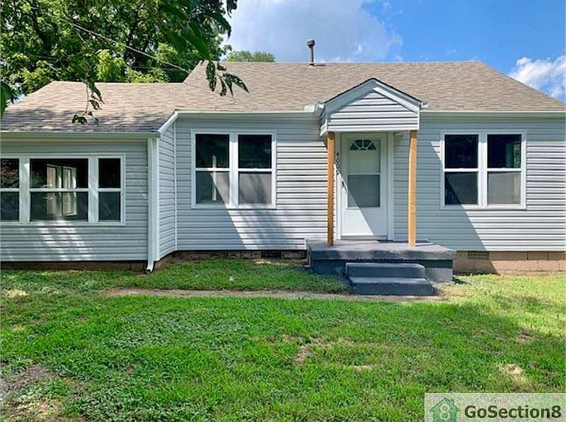 1st image of 4009 Lawn Dr