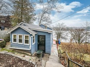 297 Lake Dr, Lake Peekskill, NY 10537