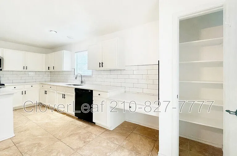 7435 Circle Farm — Photo 17