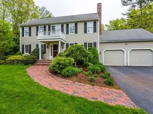 8 Keli Ln, Mansfield, MA 02048