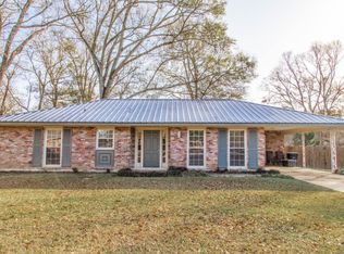 12920 Castle Hill Dr, Baton Rouge, LA 70814