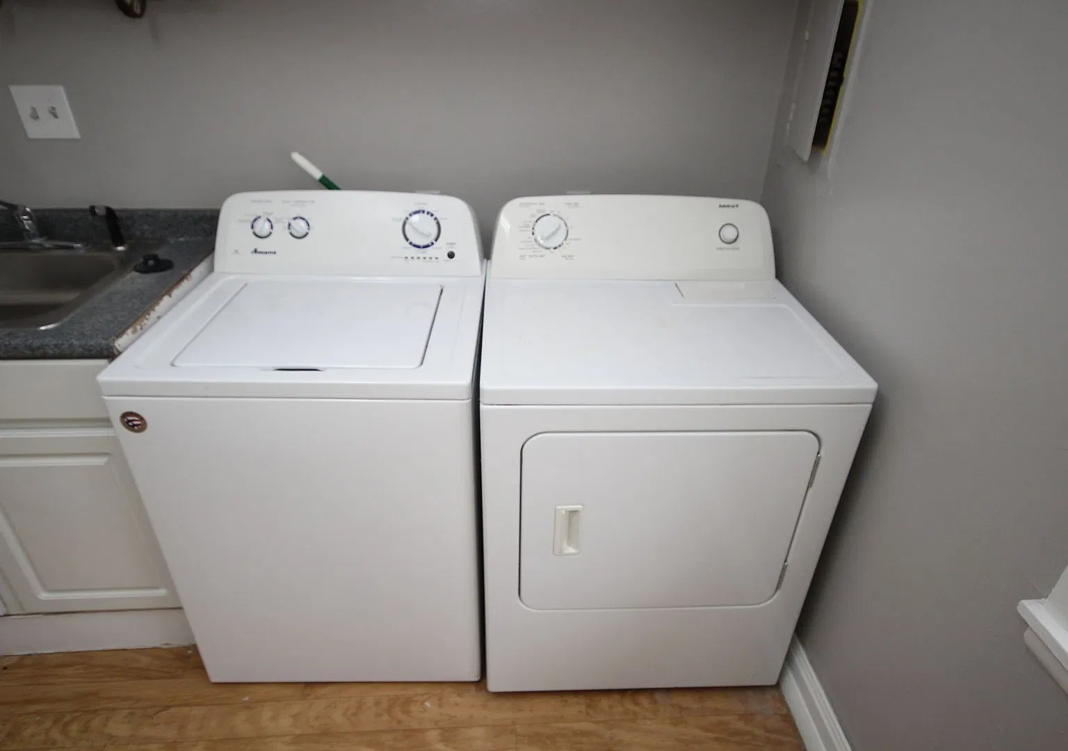 Rarely Available Townhome in Quiet Court in Joppa MD — Photo 4
