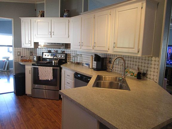 3rd image of 8100 Cedar Creek Dr #89