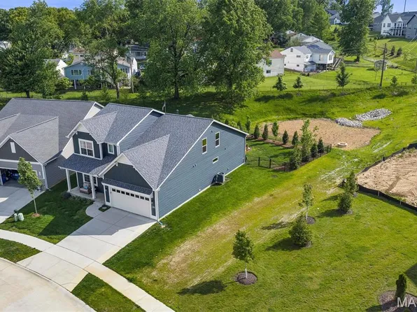 6659 Osprey Ct, Saint Louis, MO 63123