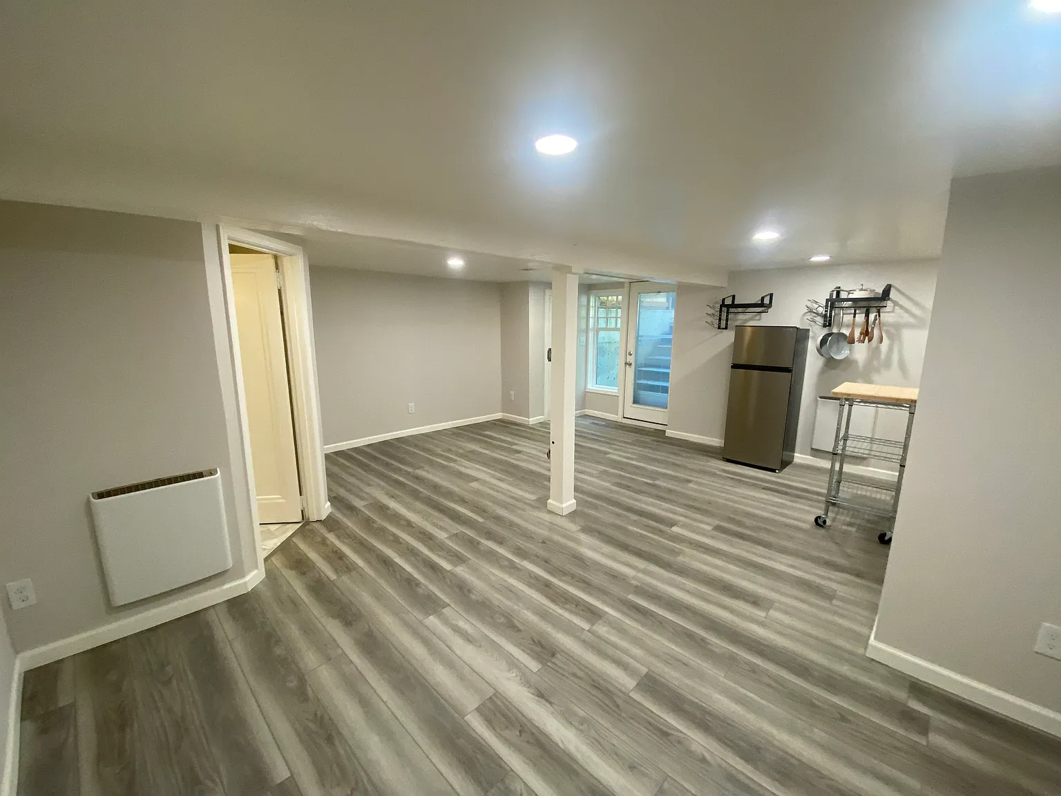 Studio, 318 sqft, $850 — Photo 1