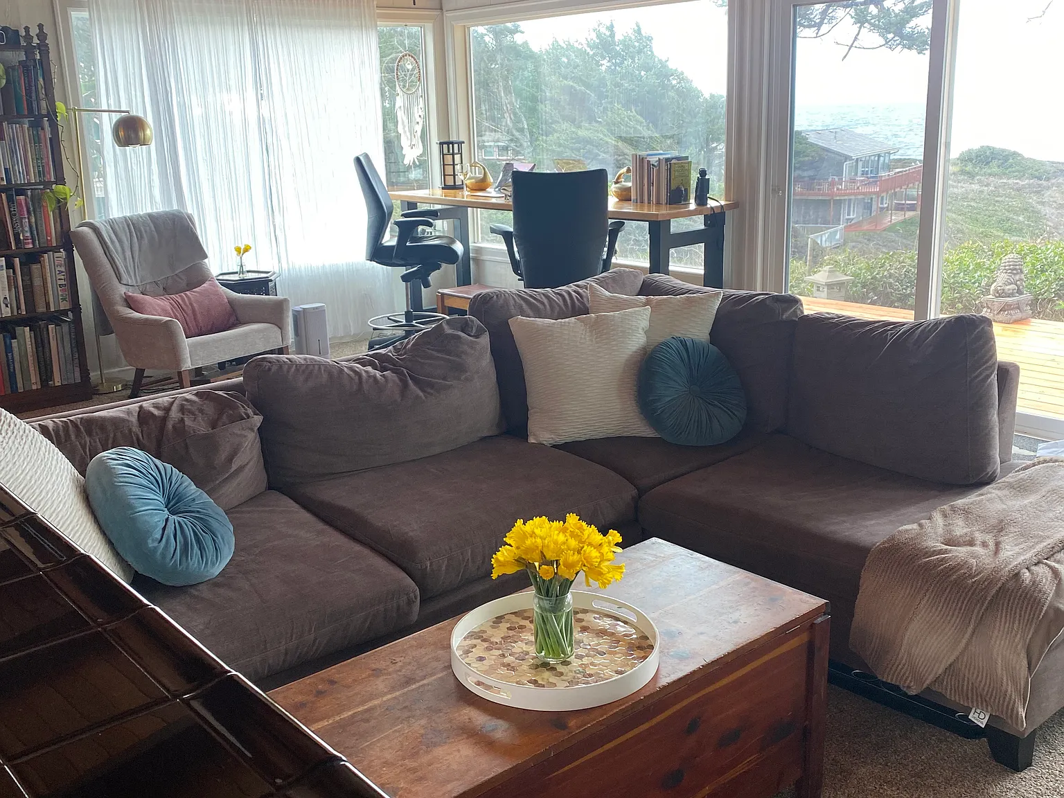 235 SW Cliff St — Photo 3