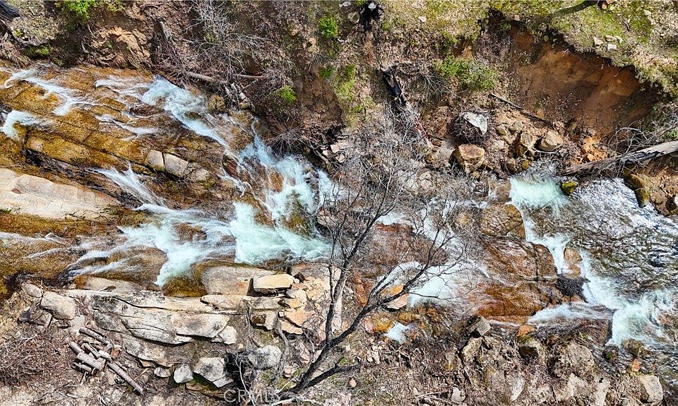 1st image of 59827 Hillcrest Rd #2