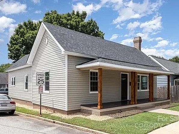 201 W McCubbins St