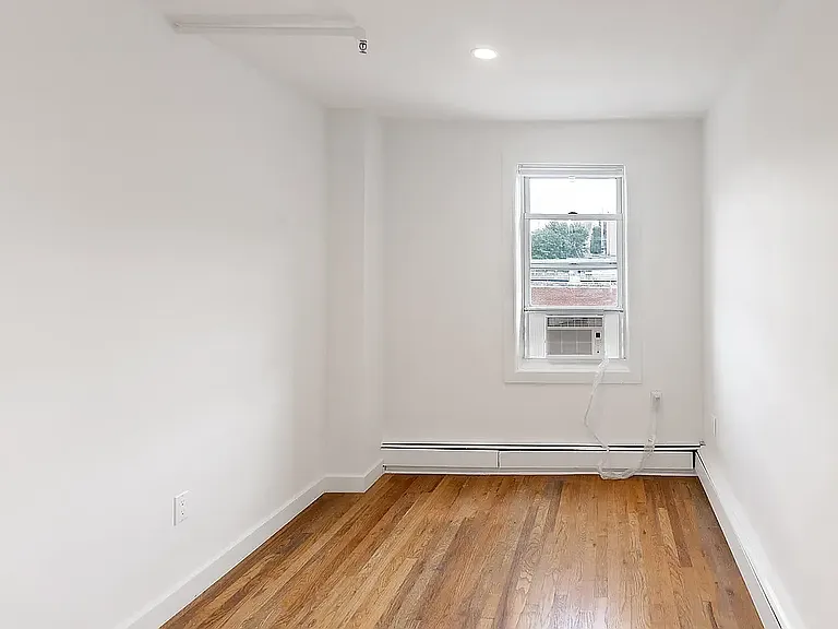 81 Avenue A #3 — Photo 12
