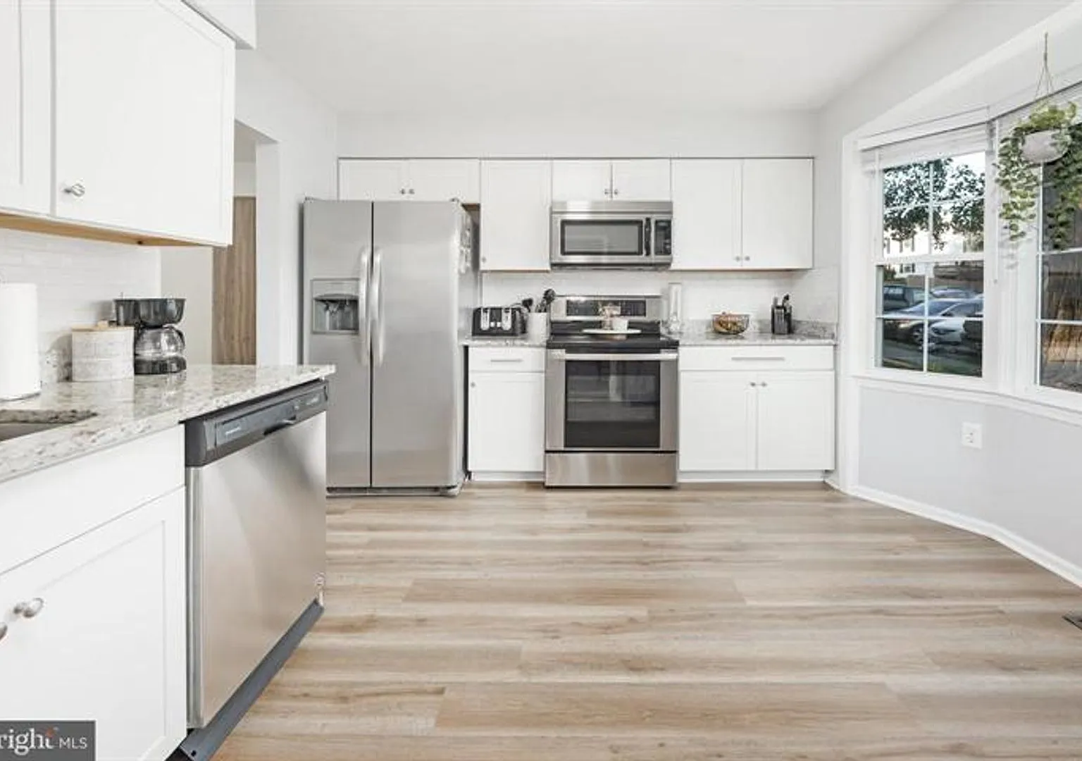 12120 Stoneford Dr — Photo 3