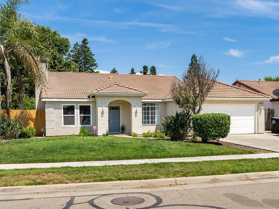 1st image of 900 S Cain Court