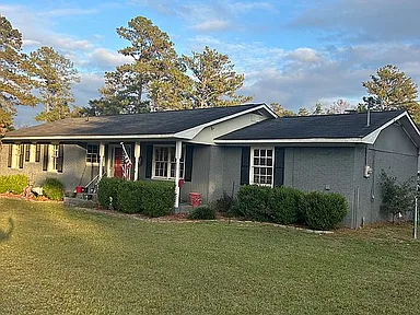 211 Virginia Cir — exterior photo