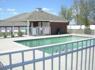 9605 Preston Spring Dr UNIT 102, Louisville, KY 40229
