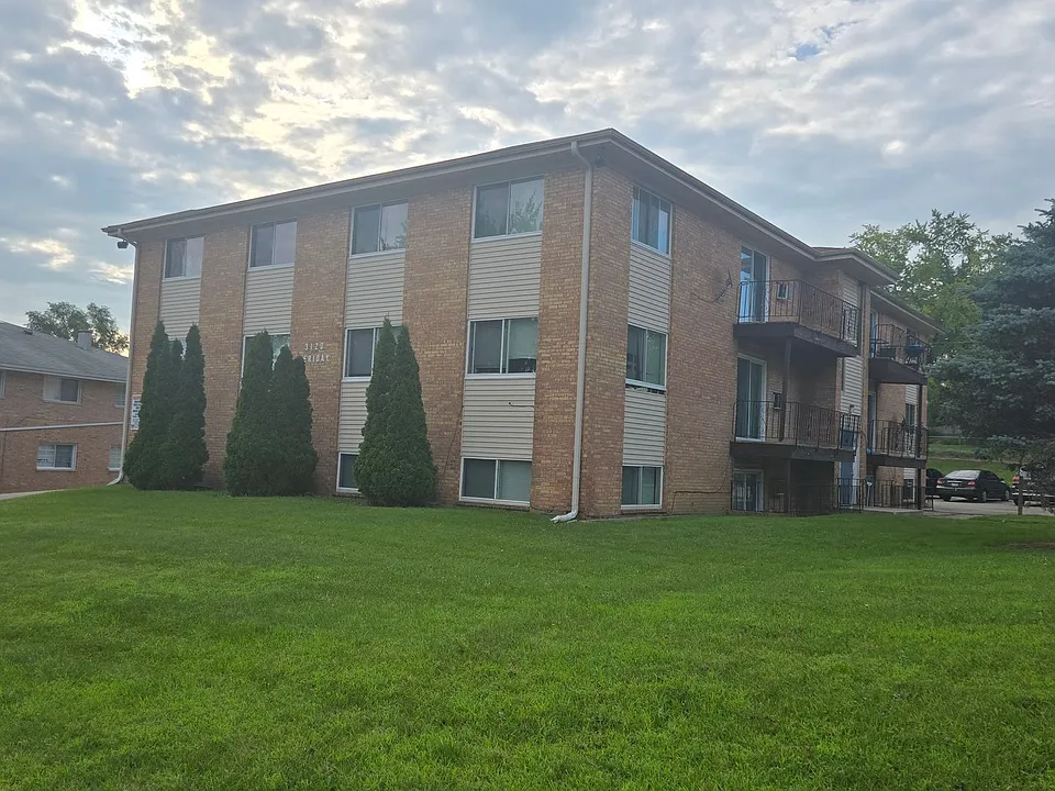 3120 Meriday Ln