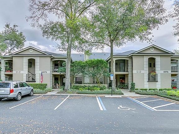 2nd image of 1075 Kensington Park Ct #102