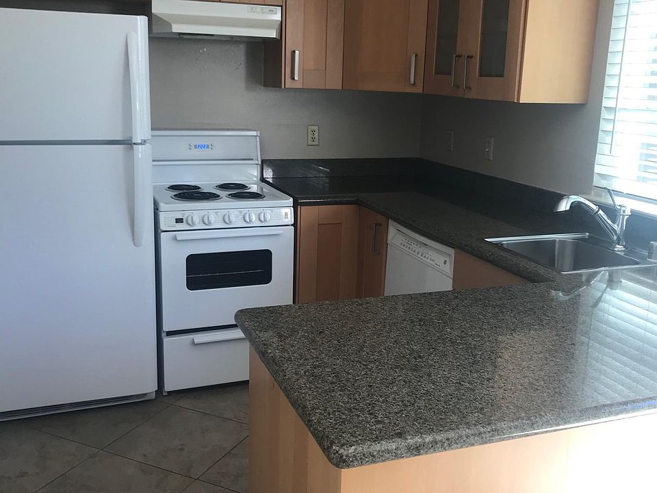 1st image of 8915 Salmon Falls Dr APT D
