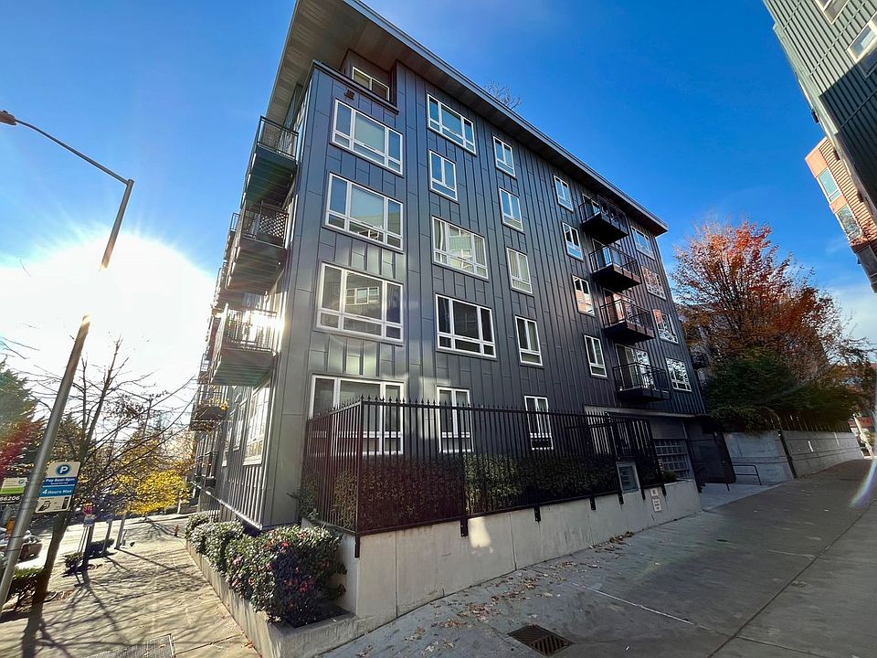 1st image of 3104 Western Ave Unit 412