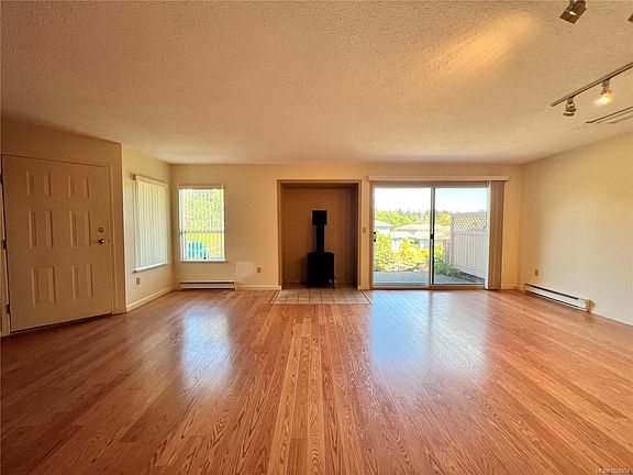 4th image of 130 Corbett Rd #3