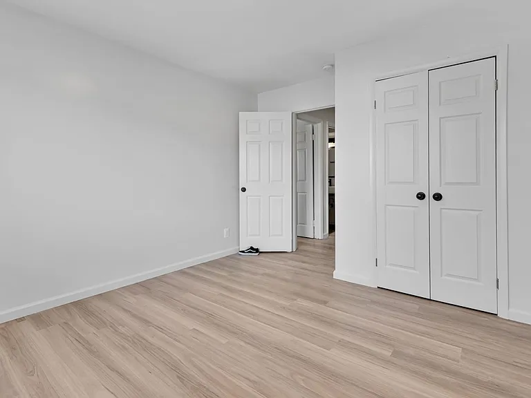 118 & 124 Atlantic St SE #121 & 125-133 — Photo 16