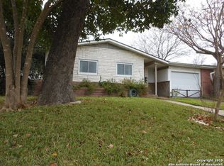 534 Wayside Dr, San Antonio, TX 78213