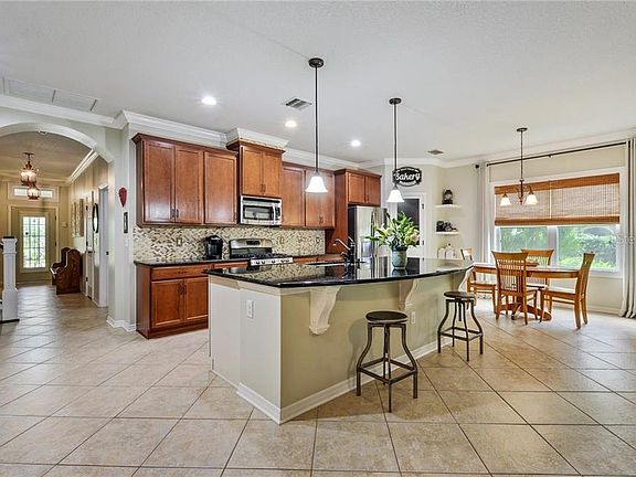 3rd image of 5107 Sagecrest Dr