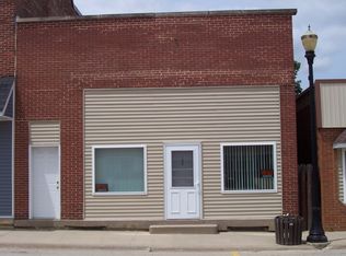 105 Northern Ave, Earlville, IA 52041
