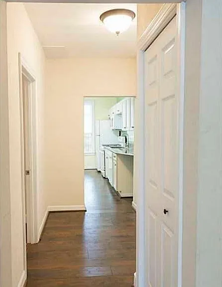 1007 W 37th St — Photo 3