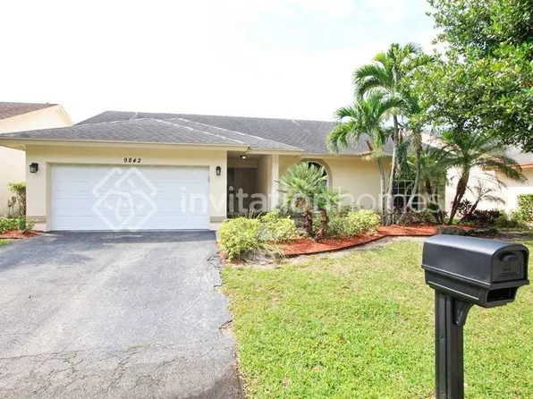 9842 NW 53rd Ct, Pompano Beach, FL 33076
