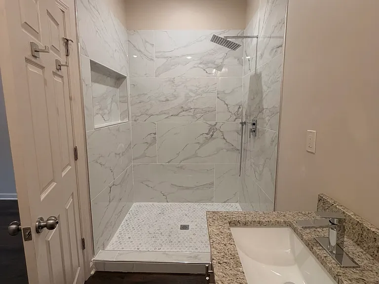 112 Dearborne St #B — Photo 15