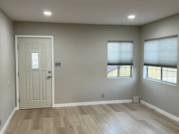 1511 1/2 W Victory Blvd #1511, Burbank, CA 91506
