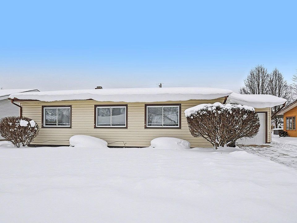 1st image of 733 Sylvan Ln