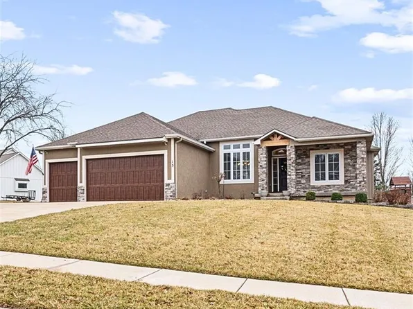 13 Timber Creek Cir, Platte City, MO 64079