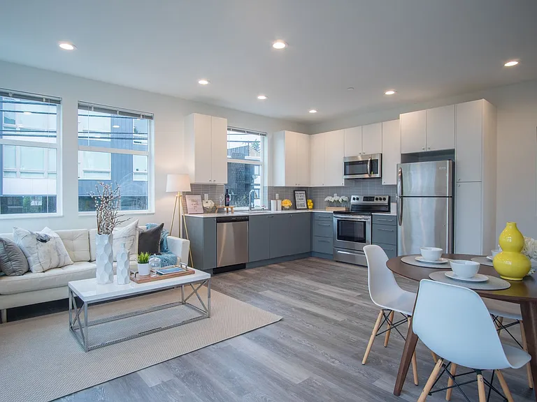1417 E Yesler Way #A — Photo 15