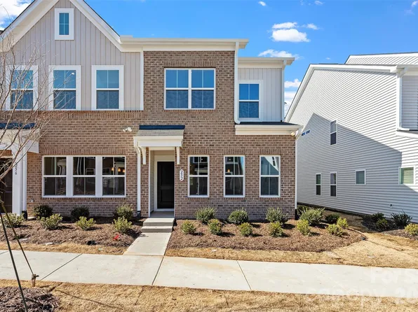 5869 Tuckaseegee Rd #1, Charlotte, NC 28208