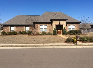 241 Huntington Holw, Brandon, MS 39047