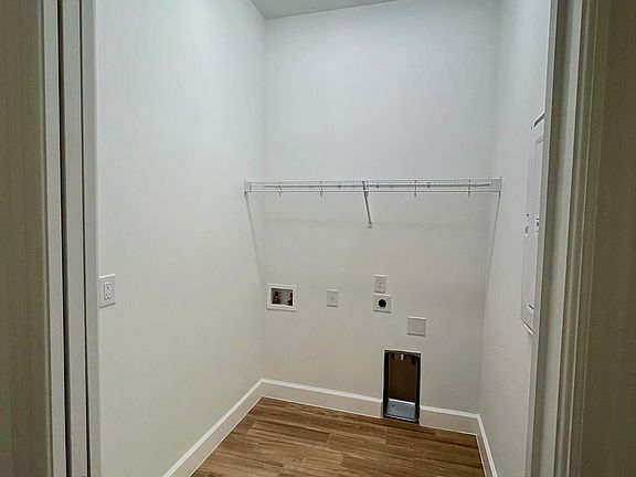 7th image of this home