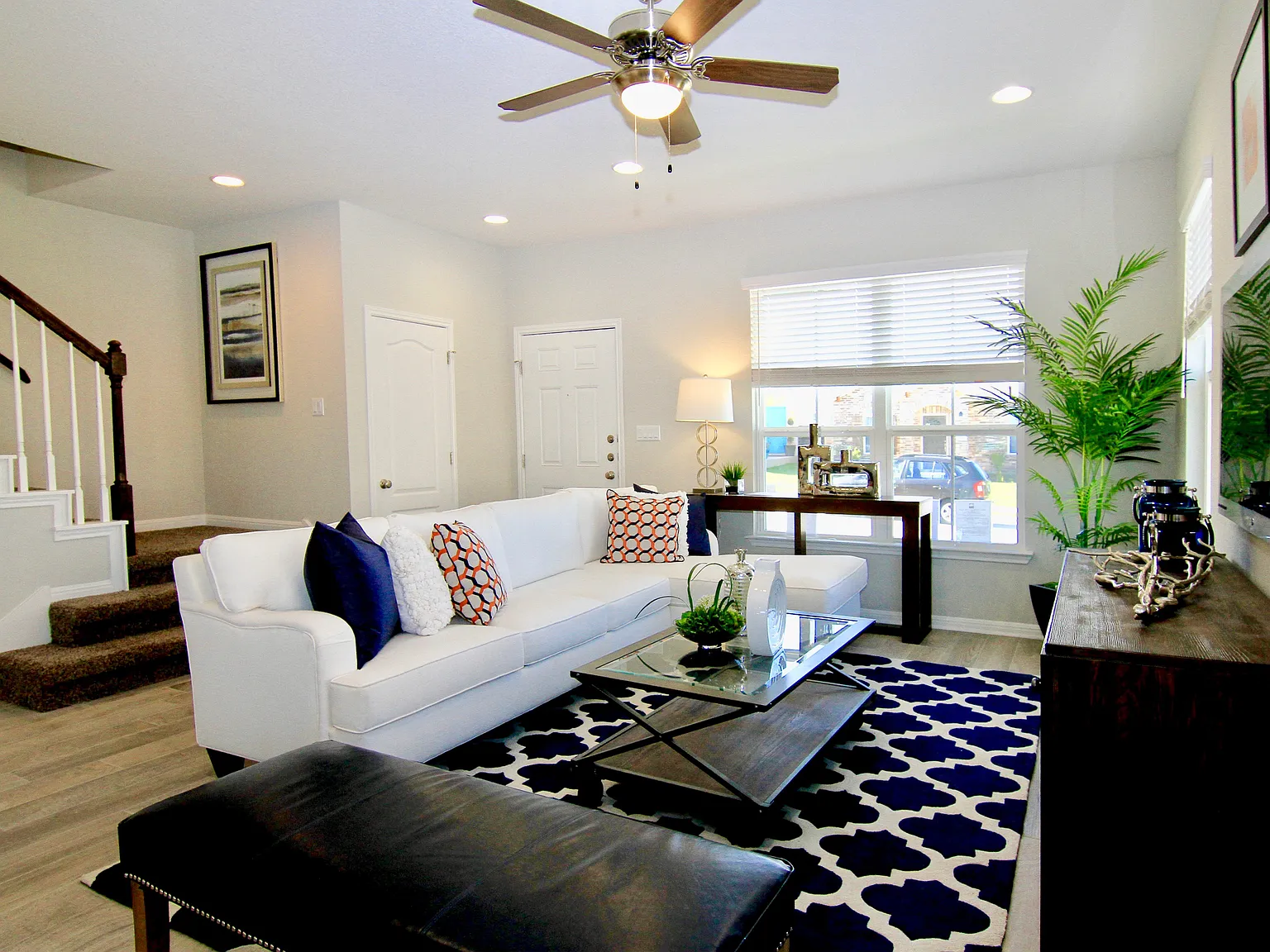 3 bed, 2.5 bath, 1587 sqft, $2,150 — Photo 3