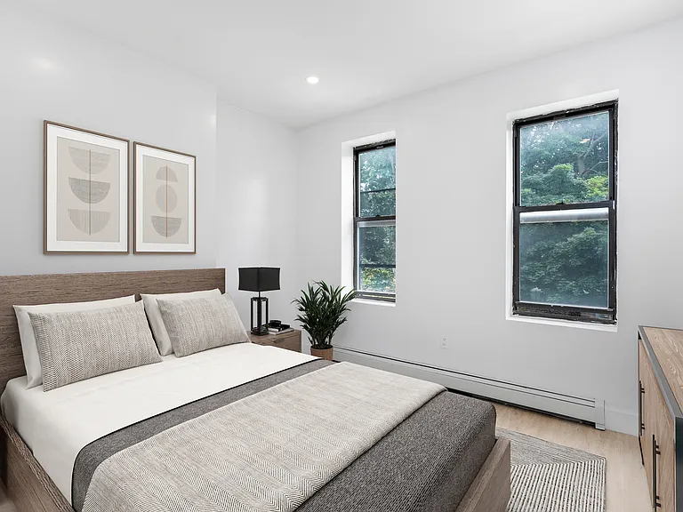810 Macon St #B2 — Photo 4