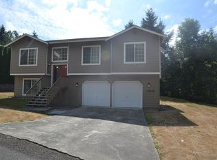 16208 39th Street Ct E, Lake Tapps, WA 98391