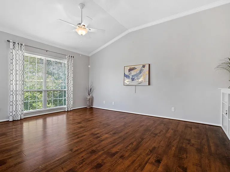 6607 Lake Woodlands Dr #633 — Photo 9
