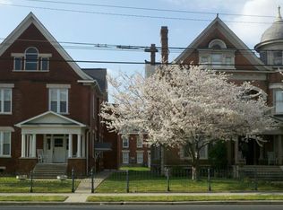 905 Jefferson St, Paducah, KY 42001