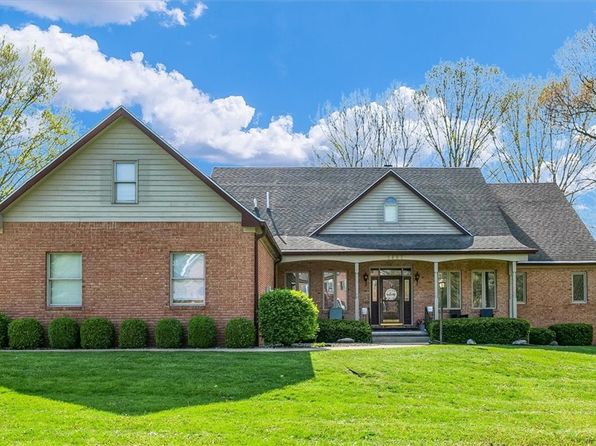 3401 Fairway Dr, Danville, IL 61832