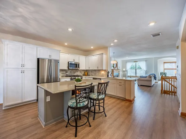 15066 Dundee Ave, Apple Valley, MN 55124
