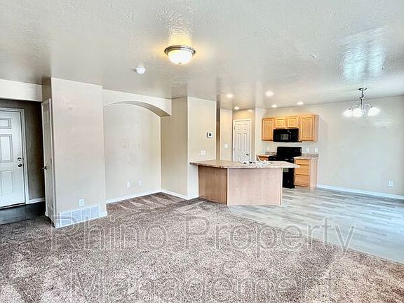 4th image of 1273 N Lily Pad Dr