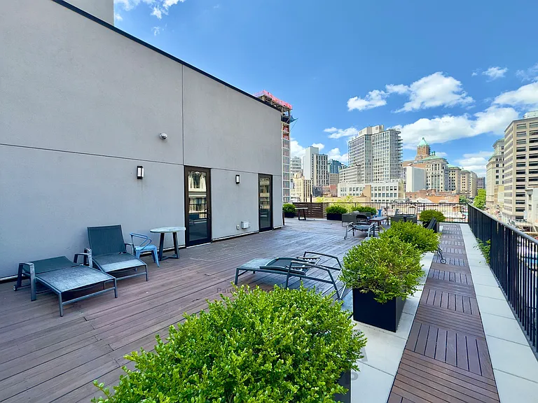 72 Willoughby St #3 — Photo 9